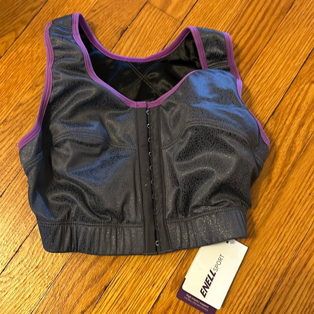 New, never worn enell high impact sports bra size 0.